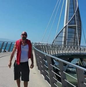 Meet your Posher, Tony